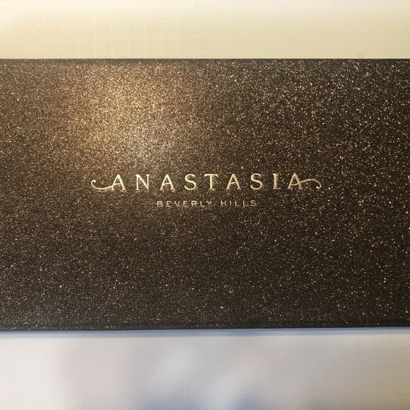 Anastasia Beverly Hills Liquid Lipstick Vault BNIB - Picture 2 of 4
